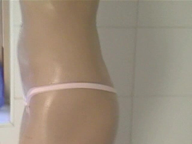Wet Moments: Michelles Weiße Und Weiche Haut