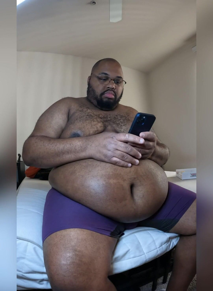 Blkhole420: Cuma agak ngocok sambil cuci baju. Tidak ada pelepasan dalam...