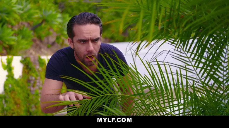 Mylf Official: Milf en spandex sexo