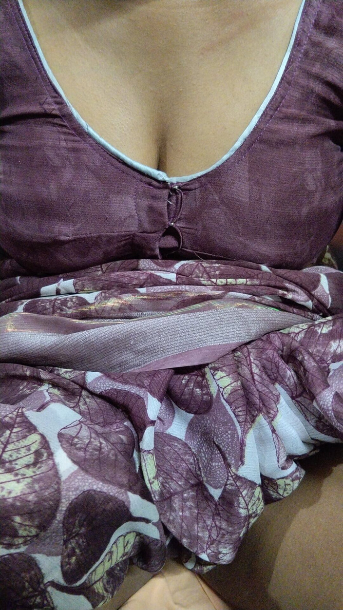 saira454: Pertunjukan pepek makcik desi kampung bengali yang cantik