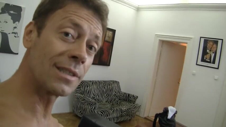 Rocco Siffredi porn: Imbirowa laska cieszy kutasa Rocco w POV
