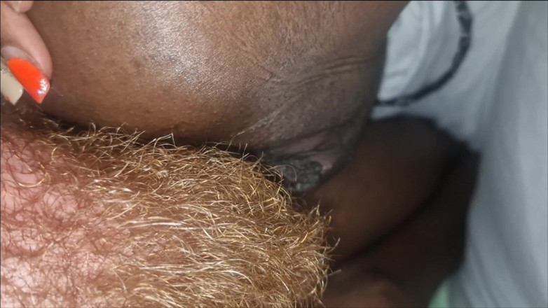 Missblackreey: Cara menenangkan adik tiri eboni awak - menjilat dubur!