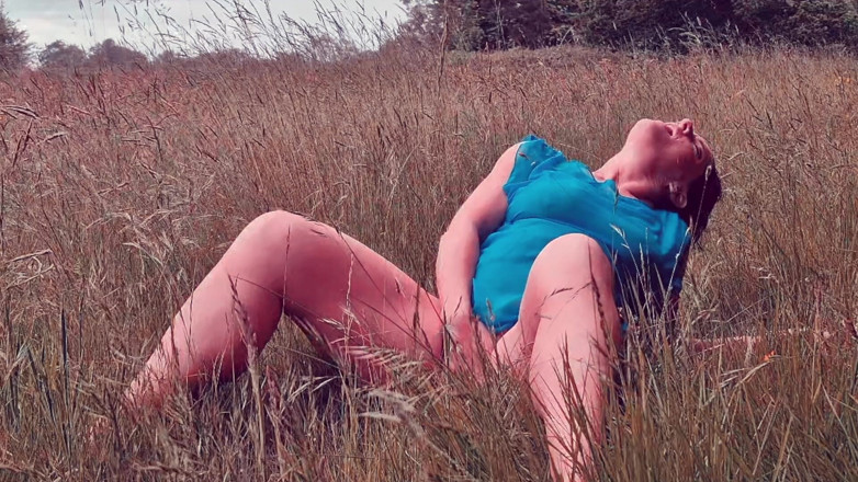 Kylie Britain Adventures: En lekfull promenad