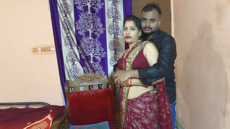 Sona bhabhi: Une bhabhi indienne sexy veut que mon gros cuisinier se...