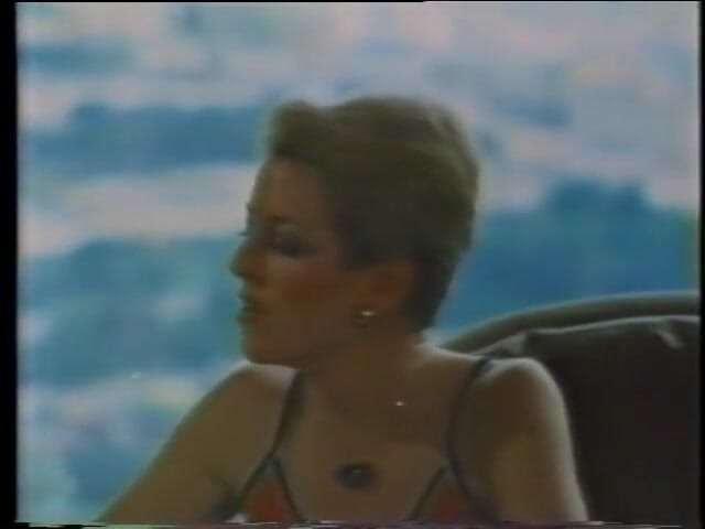 Old Good Porn: Chico afortunado perfora sexy rubia y pelirroja