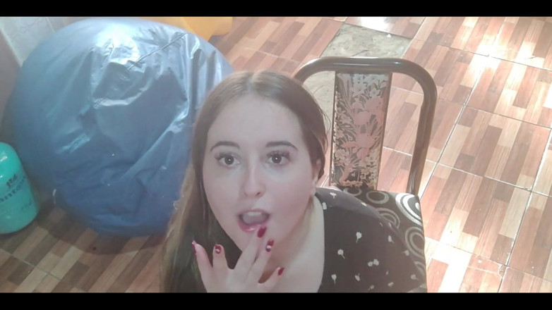 RavenHearth666VIP: Więc patrzysz na mnie w dół. Mówię do ciebie brudno,...