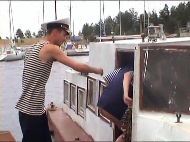 Radical: Amateurs en bateau - porno classique des années 90