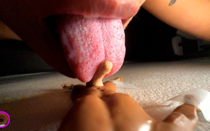 Giantess Cirilla: Giantess cirilla - टेप किया गया और स्वाद लिया गया