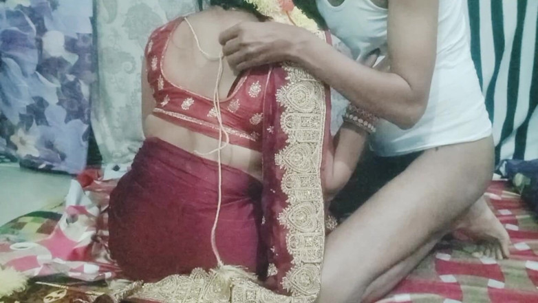 BendableFog5: hot bhaabhi ne bare bhaee se santusht nahin hooee to...