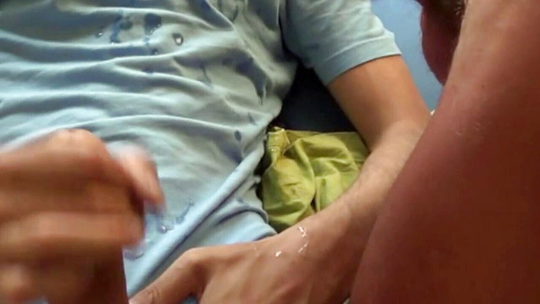 Gaybareback: Dublă penetrare pentru un băiat scally