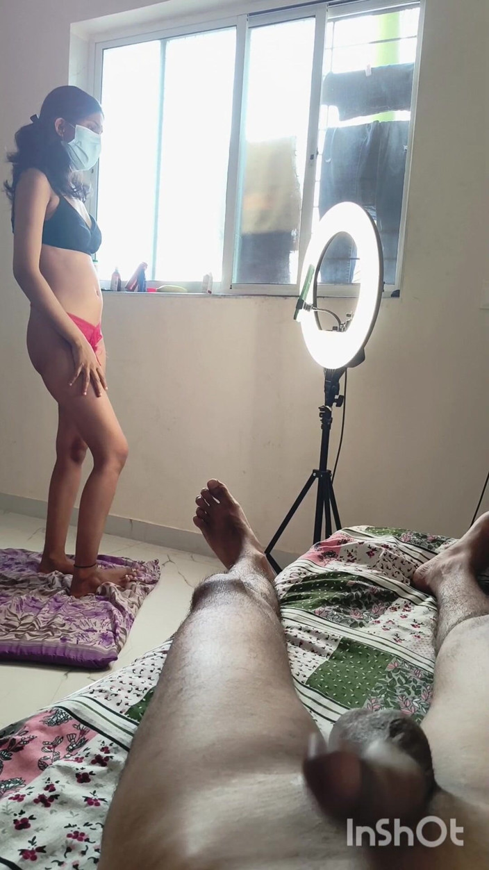 Desishycouple: Sexy Bhabhi Geerni Macht live und ehemann masturbation.