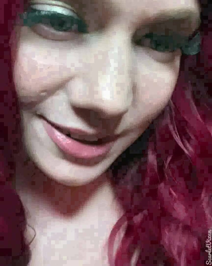 Scarlet Vixen: Poison Ivy je mrdková otrokyně