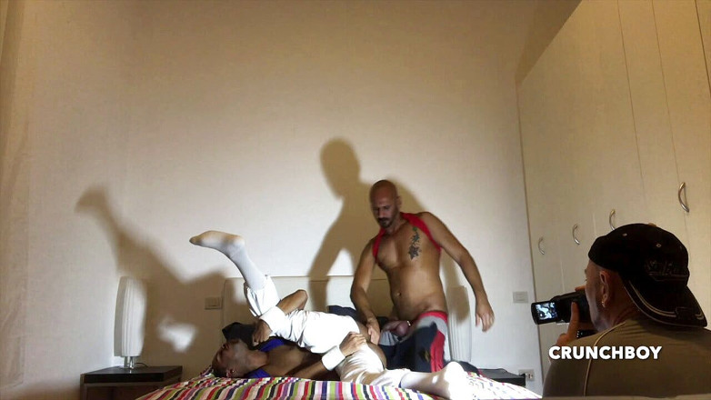 Home web camera: Webcam-latino-twink von papi-pornostar benutzt