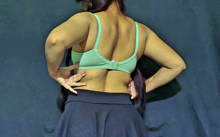 Hardcore Lover: Büyük götlü sürtük Hintli öğrenci öğretmen beed'de tution eğitimi almaya geldiğinde sikiliyor