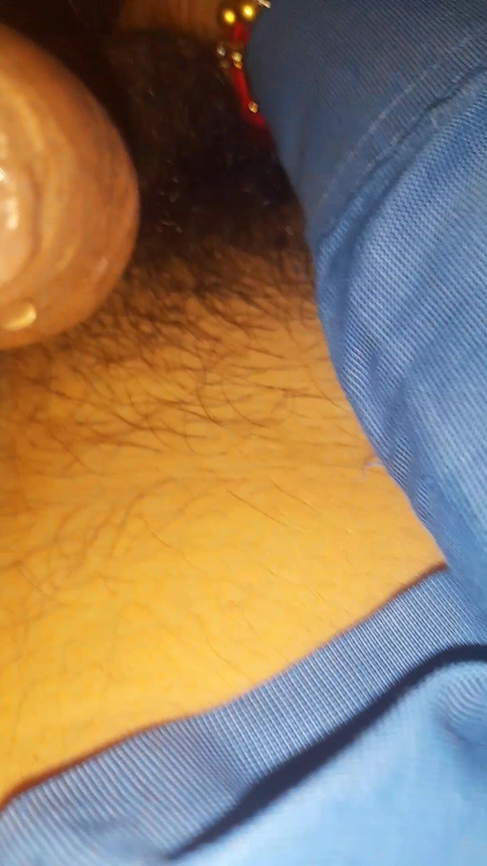 Kundan: 의붓아들한테 따먹히는 배다른 여동생