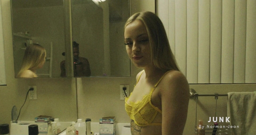 Junk Productions: Vrouw wordt betrapt op vreemdgaan - Found footage pov