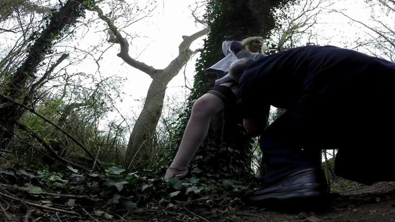 Movies by Louise: Dogging Diary - Vol 2 - Lenhador na floresta