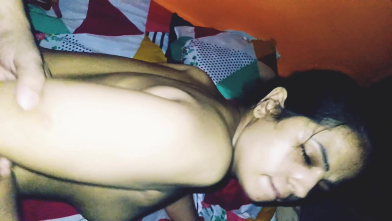 Hot Sis: Latika membuat doggy dan abang tiri zakar besar pancutan mani...