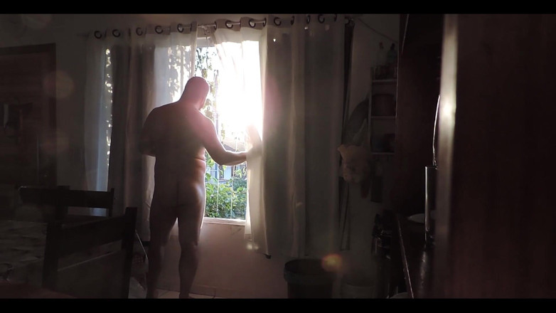 Breno Garcia: Nudism acasă