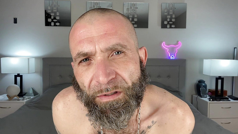 Bradley K Savage: लंड हिलाने के निर्देश: मौखिक डैडी चाहते हैं कि आप उसके लिए वीर्य निकालें