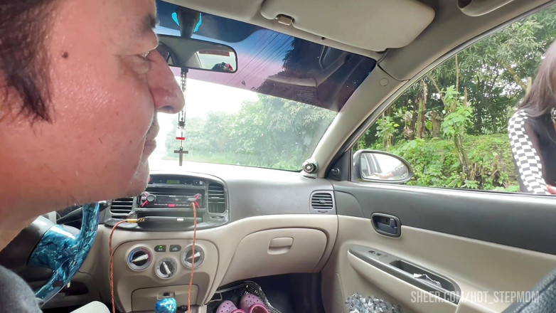 Lady: Real - Lucky Taxi Driver Fucks Busty Stepmom He Meets on...
