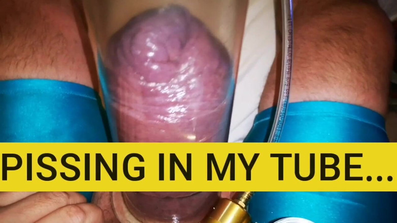 Monster_Meat_: Pissing Inside My Tube o velikosti 4 x12 palců