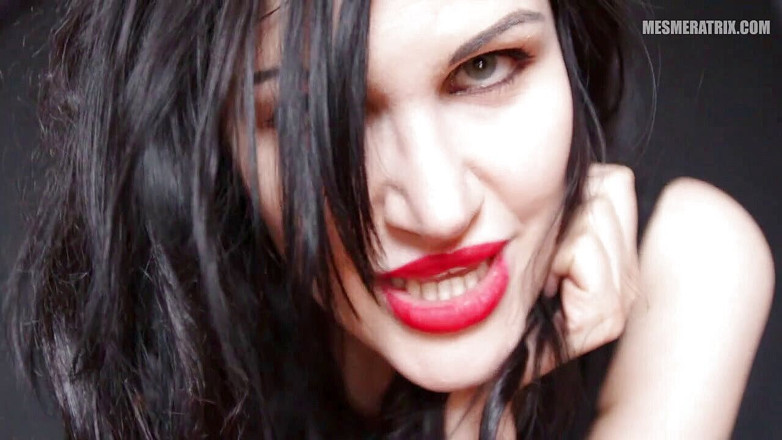 Lady Mesmeratrix Official: Нейлонова еротична спокуса....