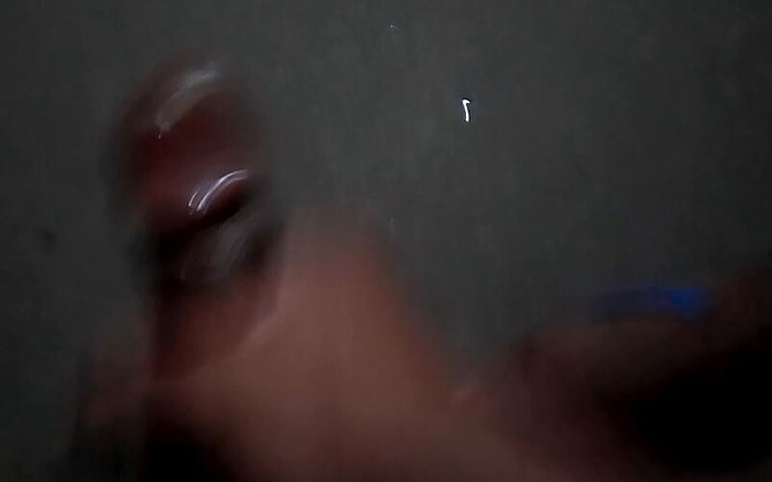 Angkush: Teenager-sex mit masturbation