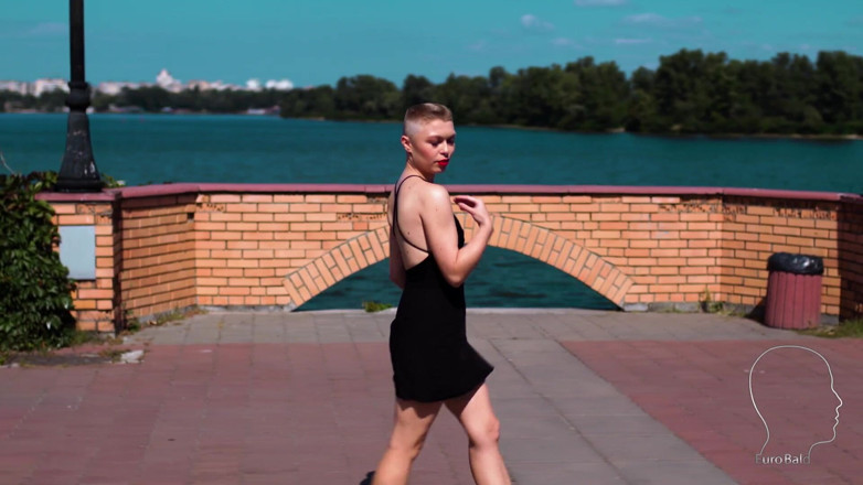 Euro Bald: Valeria