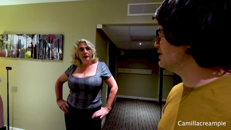 Camilla Creampie: Camilla rencontre les ringards pervers