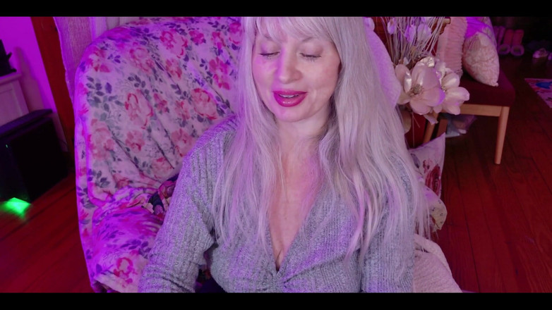 PaintedRose Taboo Femdom Fetish MILF: Apertura delle mutandine di raso