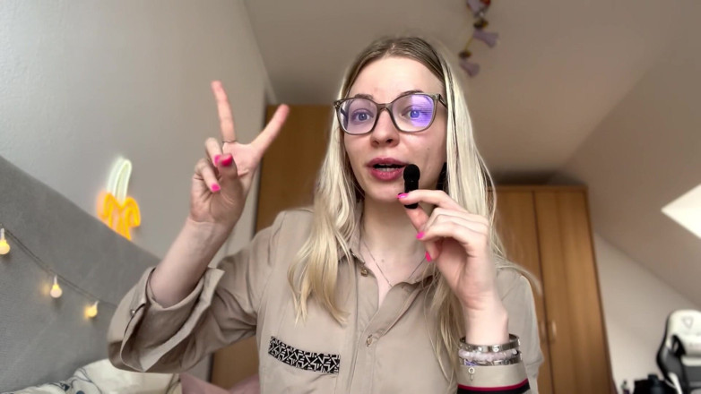 Goddess_Bella_Rae: Я вироджую чоловіків? Femdom