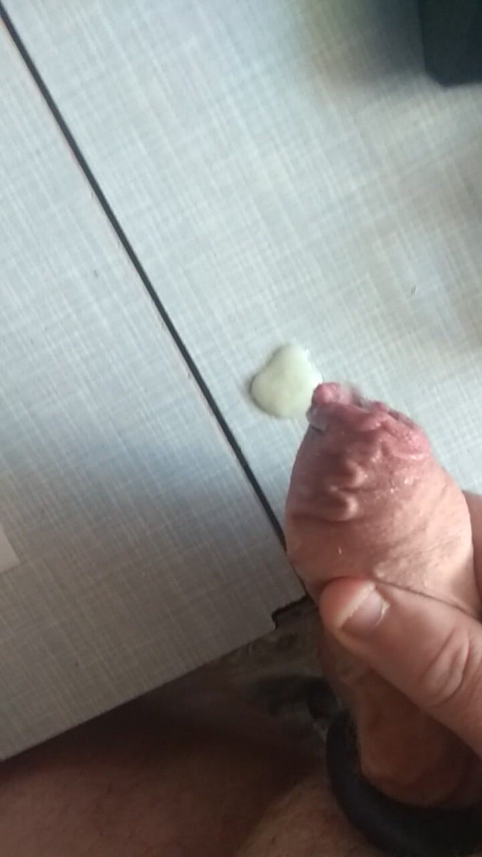 rokiroo: Divertimento di sperma