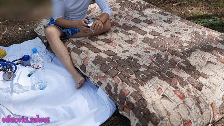 Viktoria_sekret: Si cantik dengan gaun seksi dan stoking lagi asik ngentot...