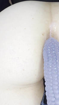 Vibrator de porumb în curul meu!