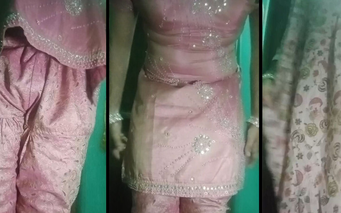 Gaurisissy: Cô vợ đồng tính Ấn Độ gaurisissy trong salwar kurta màu hồng ấn bộ...