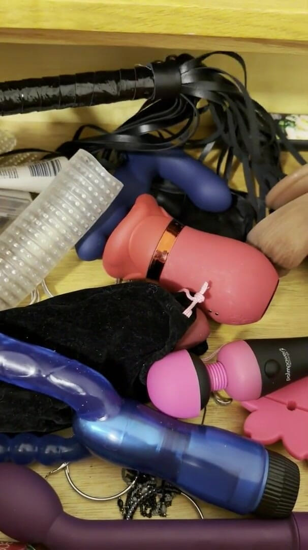 Dirtybitch4Cum: Tôi phát hiện ra rằng con dâu của tôi là...
