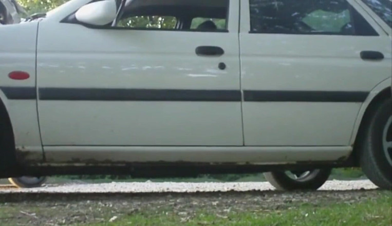 Movies by Louise: Menghadap pintu mobil 2
