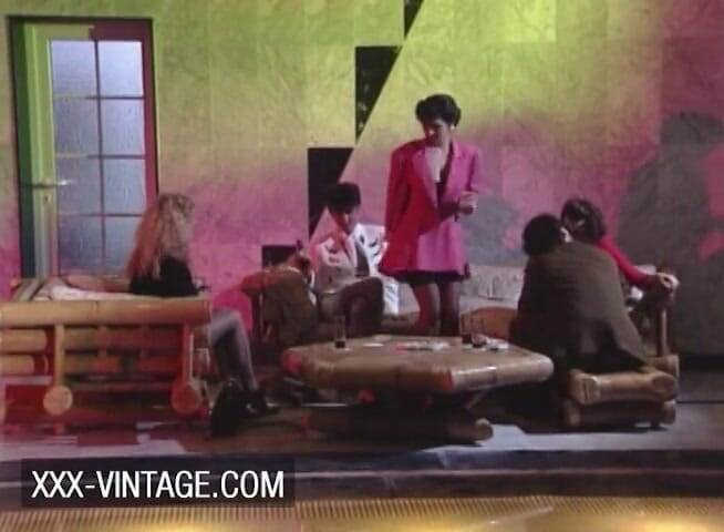XXX-Vintage: Retro orgie na diskotéce se Sarah Young a přáteli