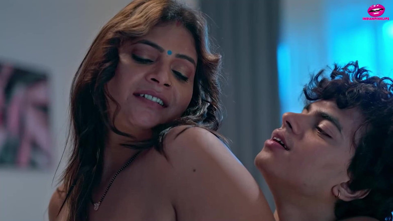 Indianpinklips: Bini Cantik India Menenangkan Suami Yang Marah Dengan