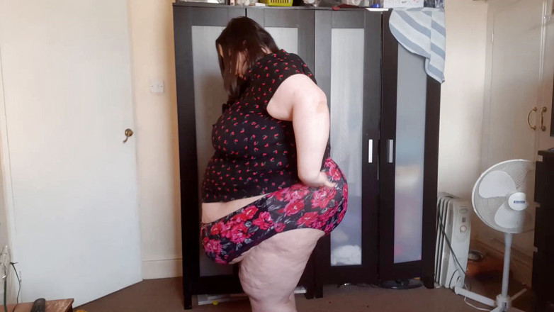 SSBBWLadyBrads: SSBBW date night anprobieren, knöpfe knallen