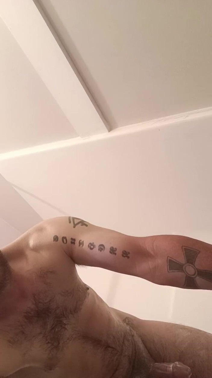 IntrovertedDom: 40 N Fit