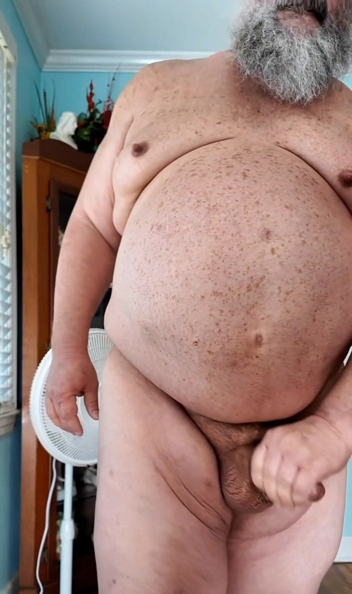 GeneWadexxx: Big Bear Cums