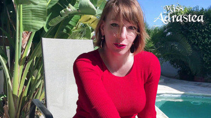 Miss Adrastea: Frotte, mon branleur en nylon !