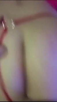 热辣的金发女郎把她的阴户作为圣诞礼物完整视频