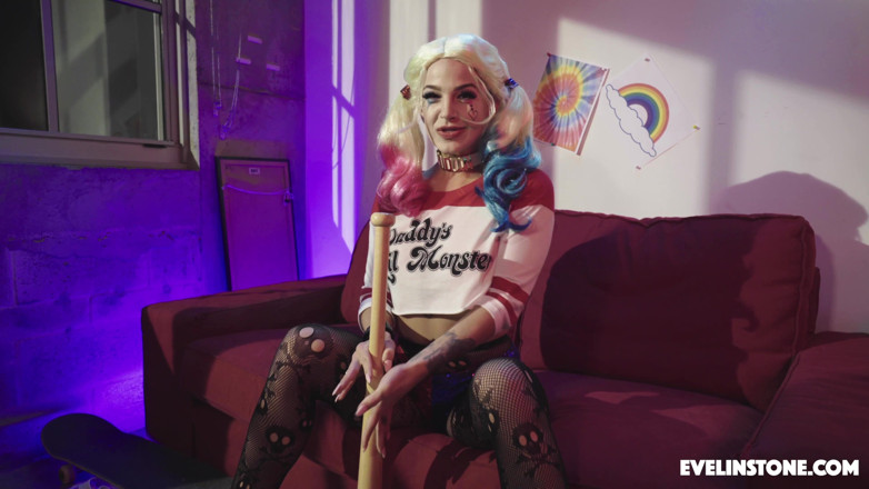 Evelin Stone: Harley Quinn Sph PAWG JOI