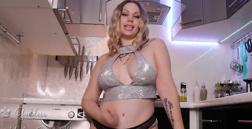 Goddess Misha Goldy: Все, что ты можешь сделать, это дрочи. Ты такой глупый ретард! Ты одинокий грустный уродливый морон!