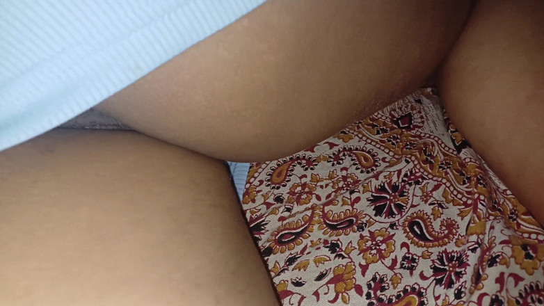 NaughtyWings: Una posizione due buchi di una cavalcata selvaggia di desi...