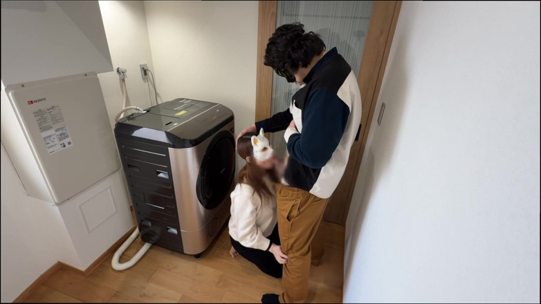 LuuLee0804: Donna sposata che fa sesso mentre fa il bucato