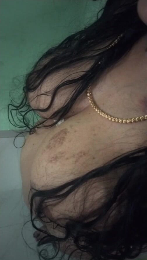 Tamil lesbian: Tamilische frau macht dirty talk mit kleinem jungen in der...